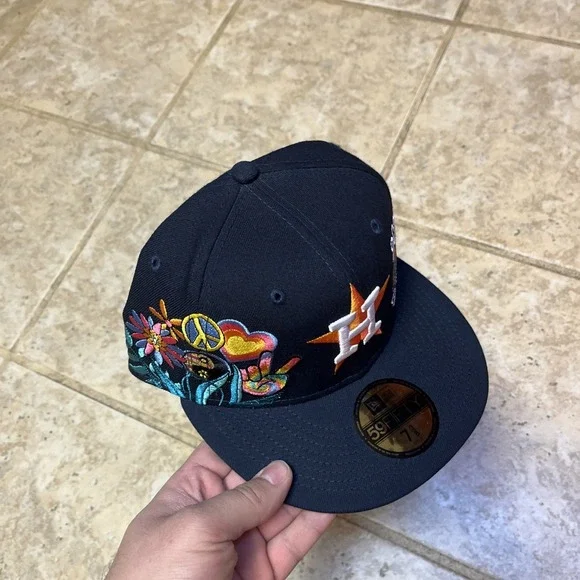 New Era Houston Astros 2017 World Series Champions Groovy Patch Blue UV 7 3/8 - Picture 8 of 10